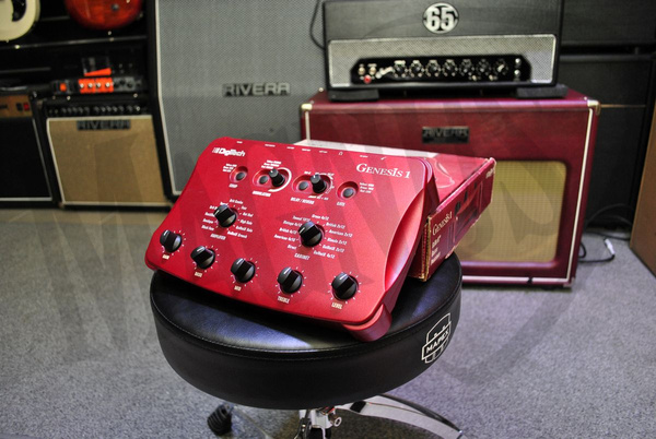Digitech Genesis I - procesor gitarowy - ekspozycja