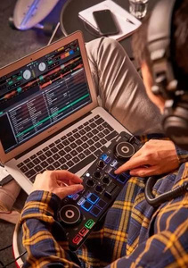 Hercules DJControl Starlight kontroler DJ