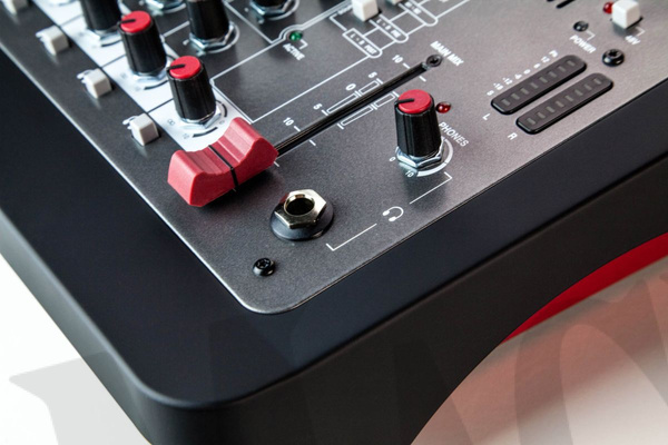 Allen&amp;Heath ZEDi8 mikser analogowy