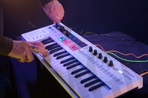 Arturia Keystep PRO kontroler MIDI