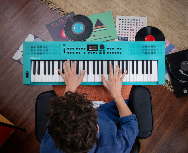 Roland GO:KEYS 3 Turqoise keyboard