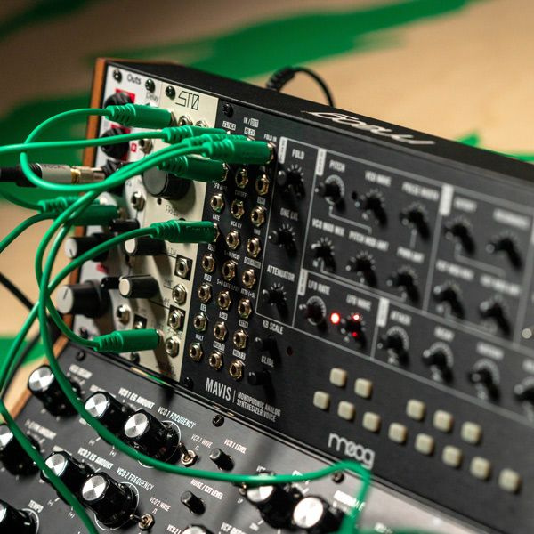 Moog Mavis syntezator analogowy