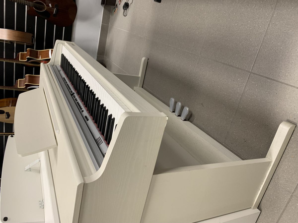 Samick S4 WH+ ława Samick - B-stock pianino cyfrowe