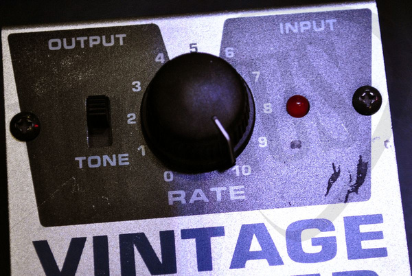 Behringer VP-1 Vintage Phaser efekt gitarowy