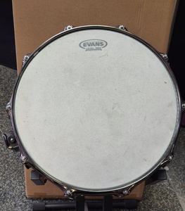 Ddrum Werbel Reflex Tattooed Lady 6,5x14" BLK satin gold - ekspozycja