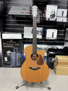 Furch  BLUE OMc-CM  gitara elektroakustyczna - ekspozycja