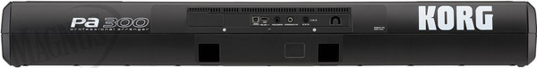 Korg PA300 PL SET 1 zestaw ze statywem i słuchawkami