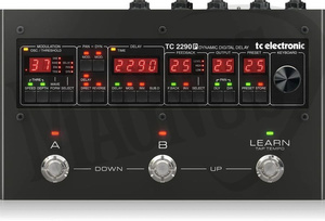 TC Electronic 2290 P Dynamic Digital Delay Efekt typu delay/reverb