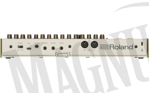 Roland TR09 syntezator