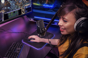 Rode NT-USB Mini - mikrofon pojemnościowy USB z wyjściem słuchawkowym i akcesoriami- tylko otwarty