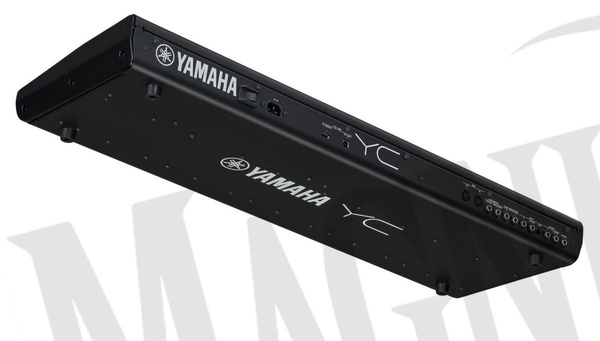 Yamaha YC61  stage keyboard