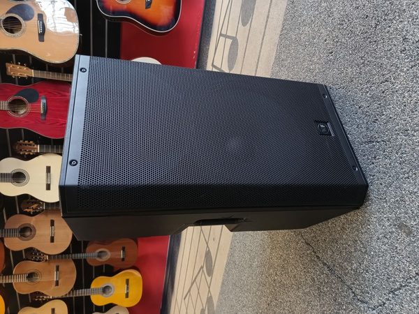 RCF ART 915-A - B-stock Dwudrożna kolumna aktywna