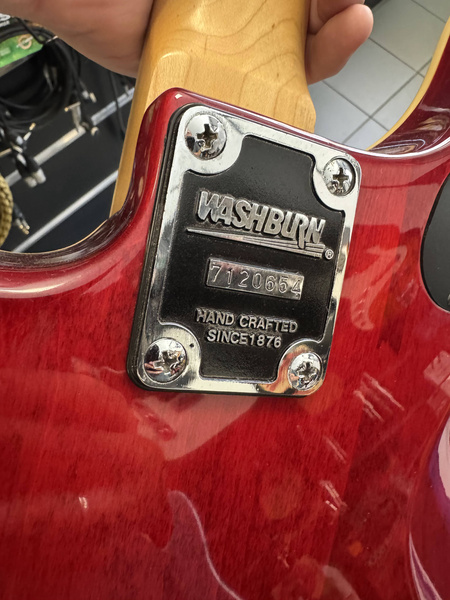 Washburn BT-8 HS Maverick gitara elektryczna - ekspozycja